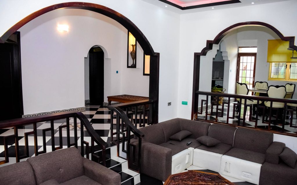 Albatross-villa-deluxe-jacuzzi-1